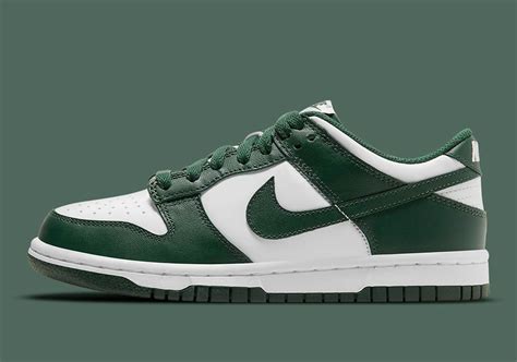 Green Nike Dunk Low Top Shoes